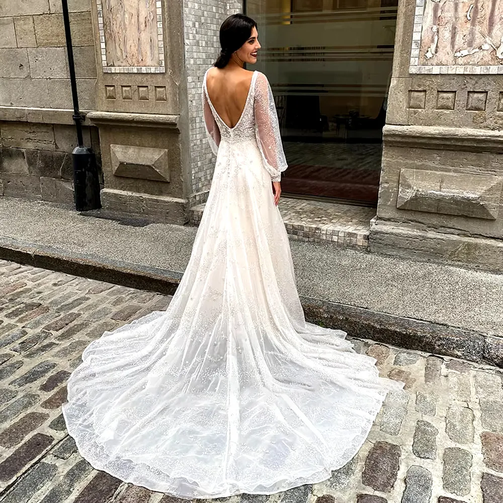 Elegant Shiny Long Sleeve Wedding Dress V-Neck Crystal Beading Appliques Bridal Gown
