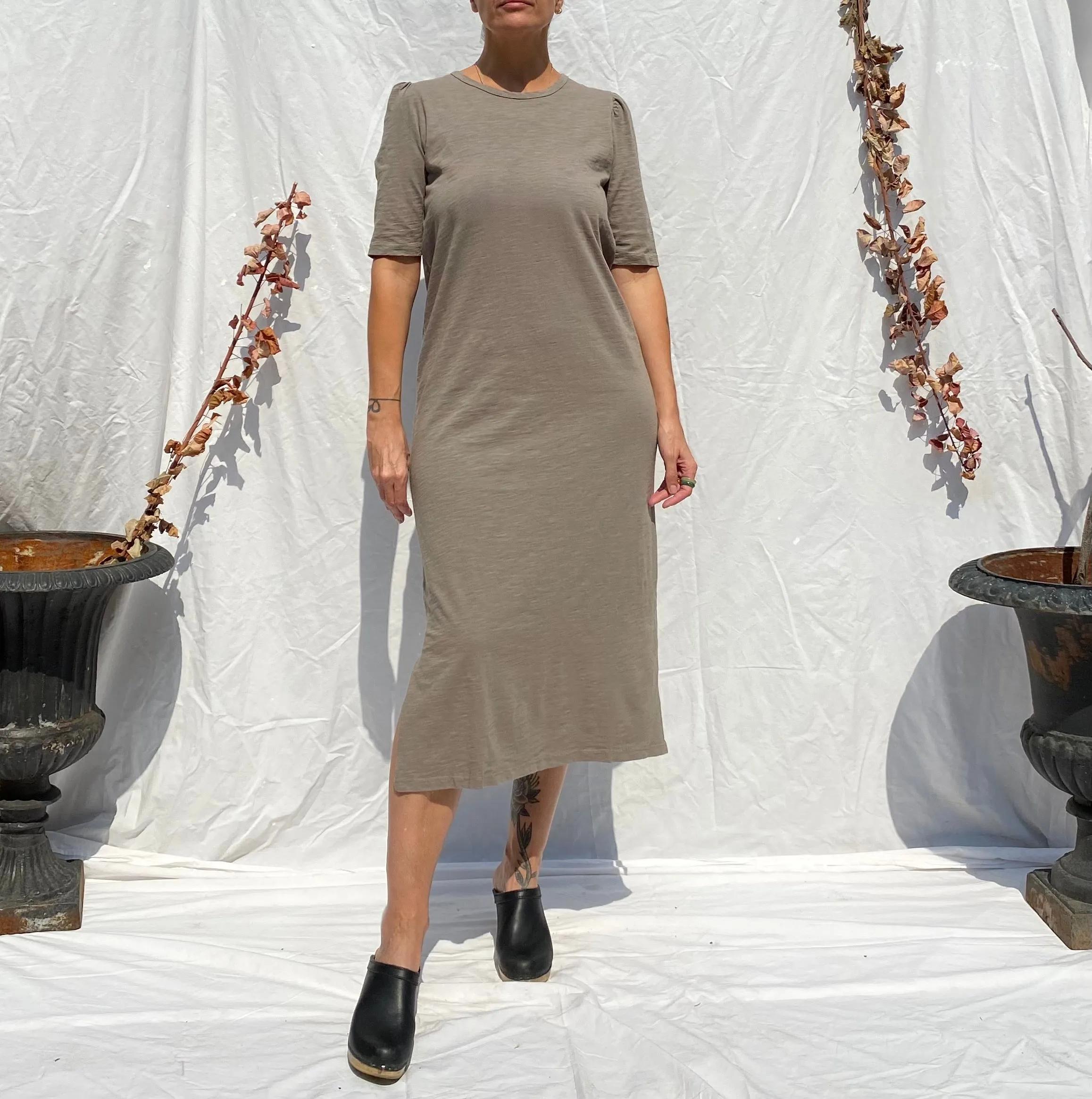 Puff Sleeve Tee Dress in Olive