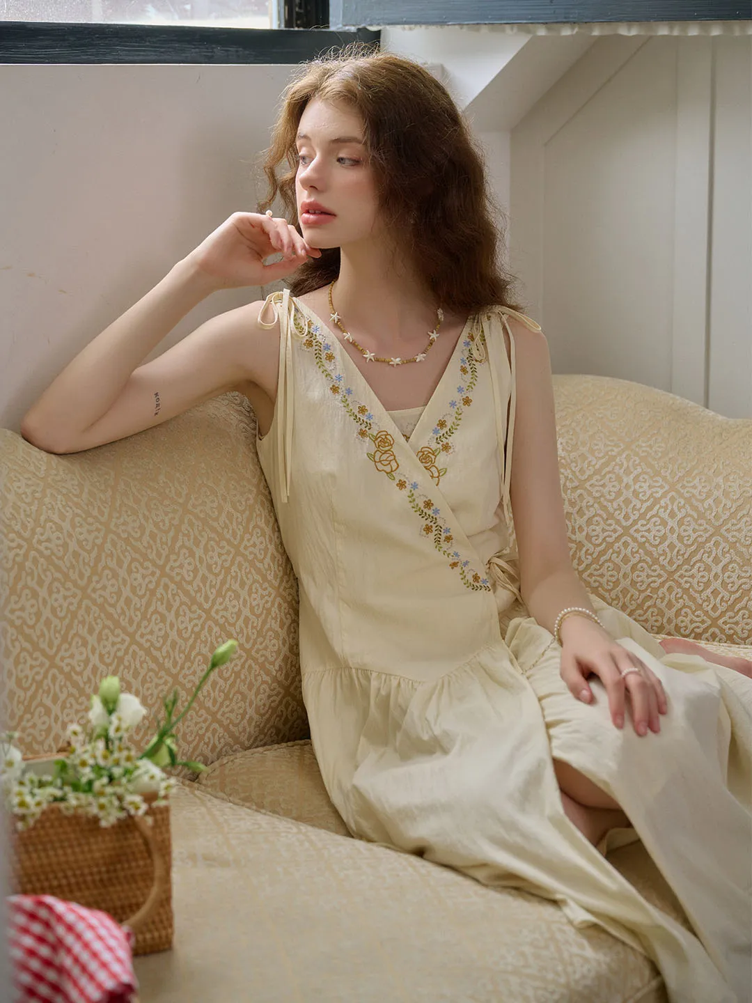 Raelyn V-neck Floral Embroidered Sleeveless Tea Dress