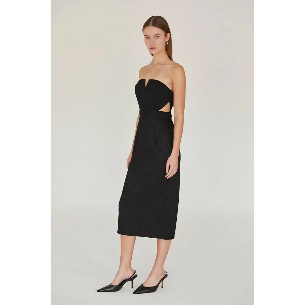 STRAPLESS DRESS