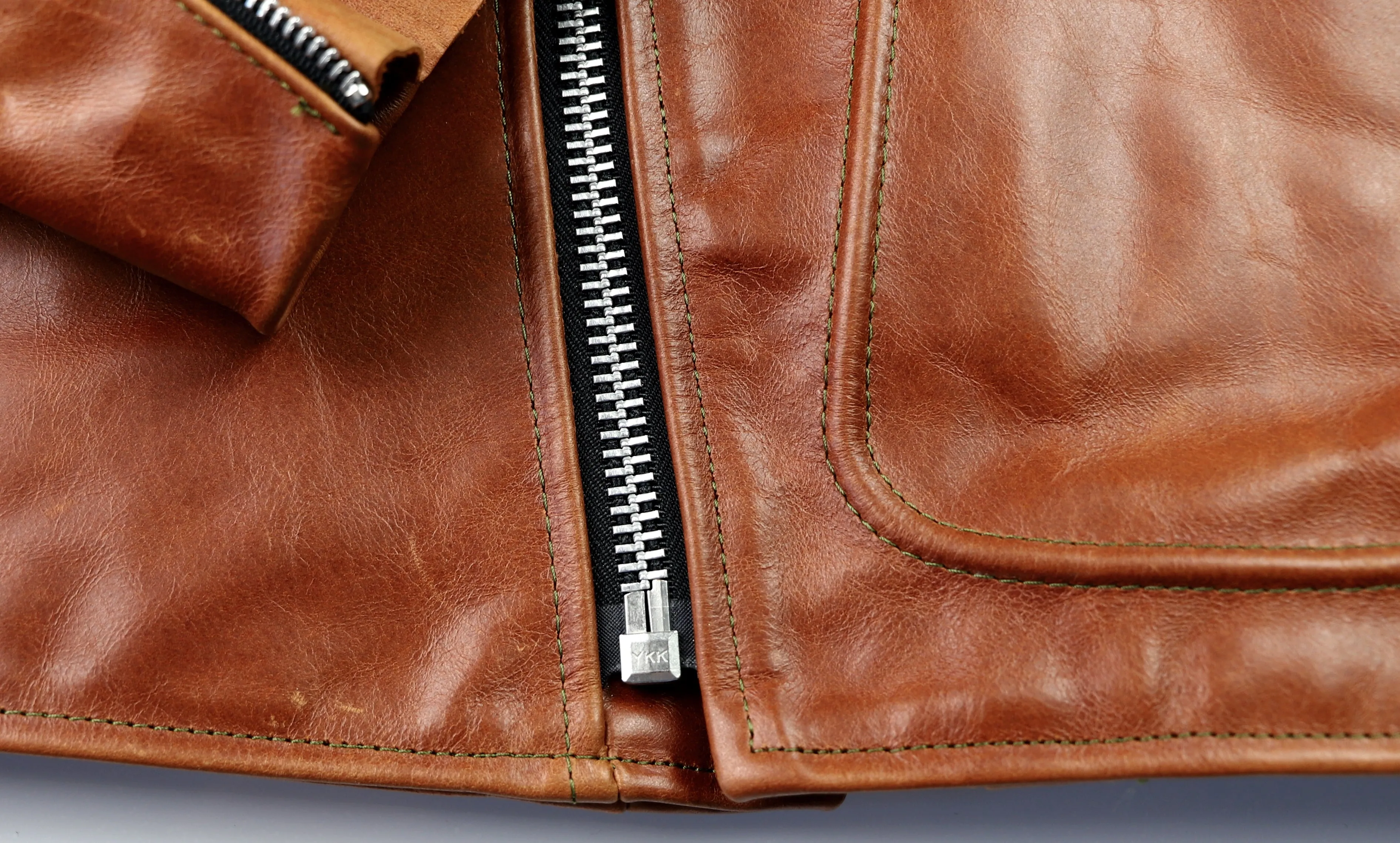 Vanson Gambler, size 42, Cedar Bainbridge